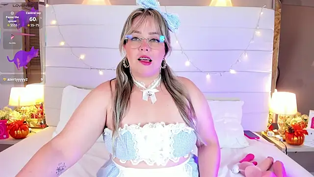 Charlotte93  online show from 10-06-25, 12:46