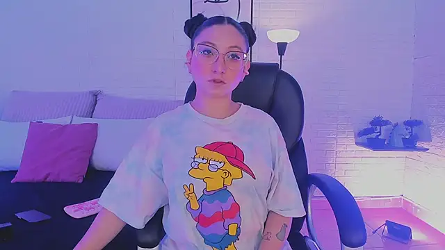 lucy neil online show from 01-16-26, 02:37