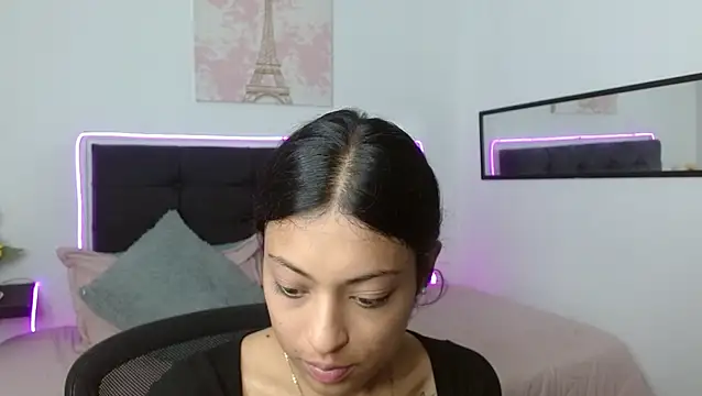 Snapshot of vaness_weet chatting on 03-06-26, 03:08 vaness weet online show from 03-06-26, 03:08