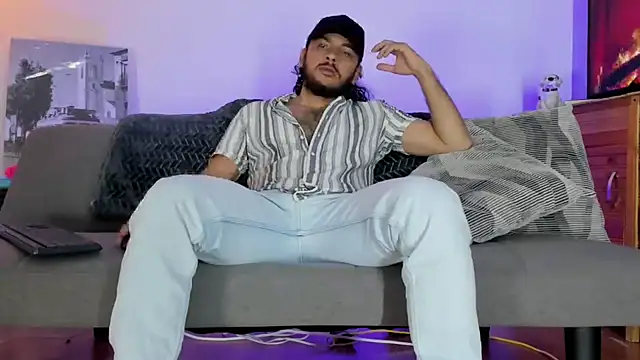 tuyo1995 online show from 10-12-25, 05:45