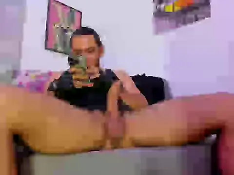 tuyo1995 online show from 03-09-26, 05:50