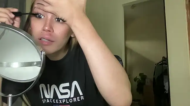 MeganTheRarest online show from 12-17-24, 02:23