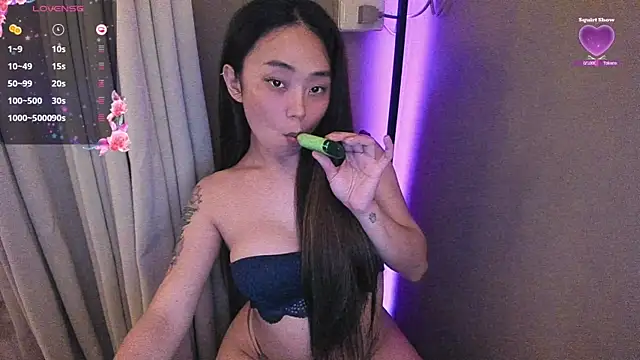 Snapshot of MissAyaCollins chatting on 03-05-25, 12:44 MissAyaCollins online show from 03-05-25, 12:44