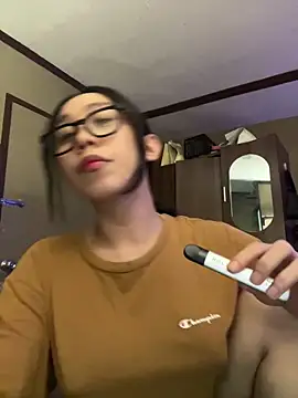 MissAyaCollins online show from 05-21-26, 01:07