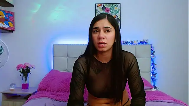Snapshot of Layla_Rachel chatting on 01-12-25, 05:45 Layla Rachel online show from 01-12-25, 05:45