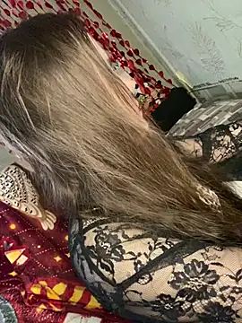 Snapshot of Var_Kiss chatting on 03-16-26, 07:01 Var Kiss online show from 03-16-26, 07:01