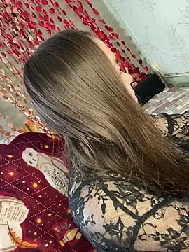 Snapshot of Var_Kiss chatting on 03-21-26, 07:24 Var Kiss online show from 03-21-26, 07:24