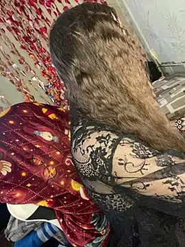 Snapshot of Var_Kiss chatting on 04-04-26, 04:22 Var Kiss online show from 04-04-26, 04:22