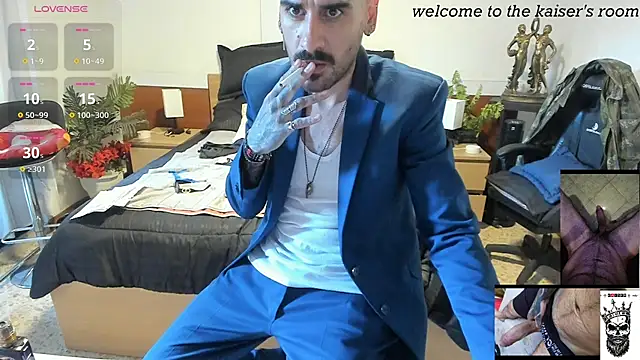 Snapshot of kaiser679_ chatting on 12-13-25, 09:42 kaiser679 online show from 12-13-25, 09:42