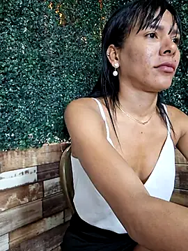 Doll Loren online show from 02-25-25, 04:21