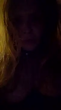 Snapshot of hollyg221 chatting on 05-24-26, 09:36 hollyg221 online show from 05-24-26, 09:36