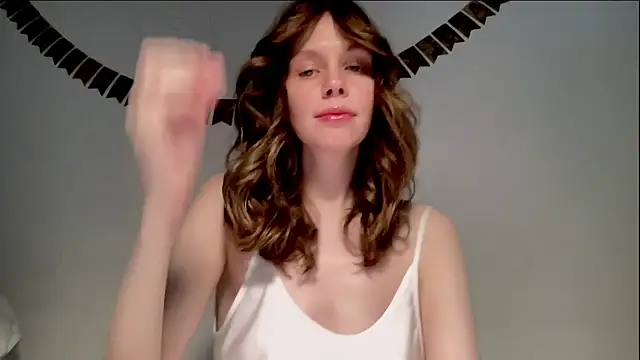 Nikki Mimimi online show from 01-11-25, 10:19