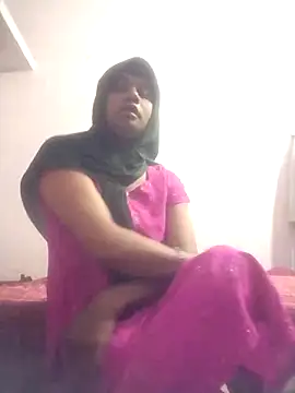 Snapshot of sonalicrossy chatting on 04-29-26, 08:26 sonalicrossy online show from 04-29-26, 08:26