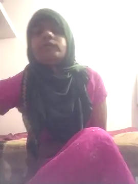 Snapshot of sonalicrossy chatting on 05-08-26, 10:31 sonalicrossy online show from 05-08-26, 10:31