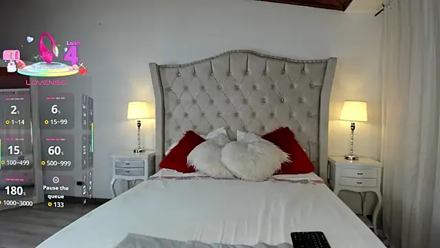 Naughtykitty4 online show from 02-16-26, 11:34