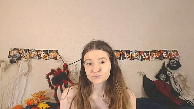 Snapshot of SecretWithJessie chatting on 10-26-25, 11:49 SecretWithJessie online show from 10-26-25, 11:49