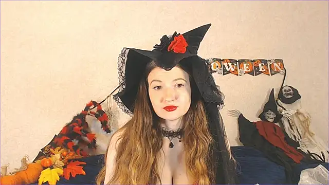 Snapshot of SecretWithJessie chatting on 10-28-25, 07:12 SecretWithJessie online show from 10-28-25, 07:12