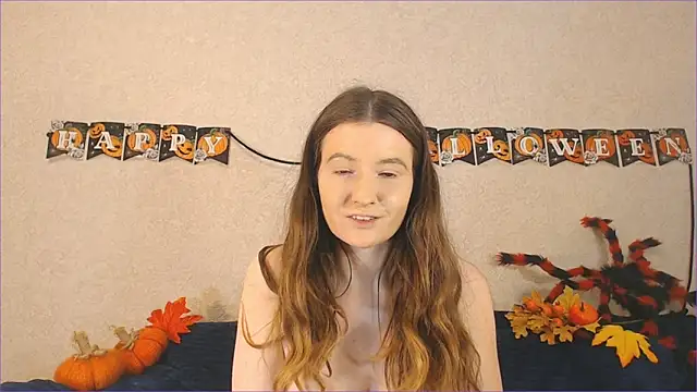 Snapshot of SecretWithJessie chatting on 10-30-25, 12:06 SecretWithJessie online show from 10-30-25, 12:06