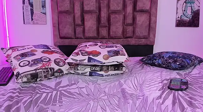 NaughtyAnaa online show from 01-11-25, 06:14