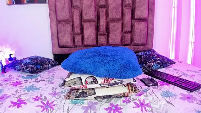 NaughtyAnaa online show from 10-11-25, 04:16