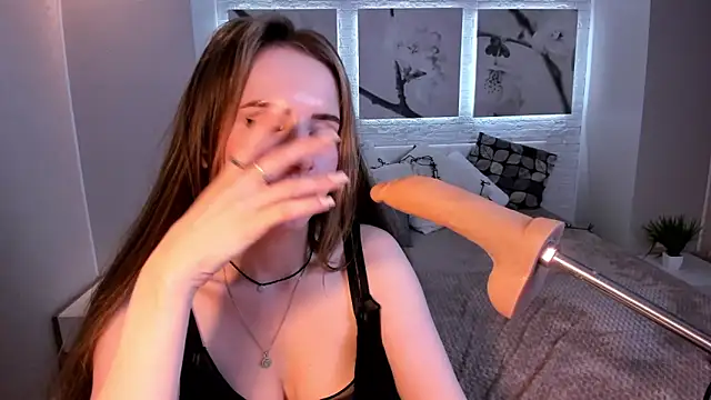 Betty June online show from 12-24-24, 03:27