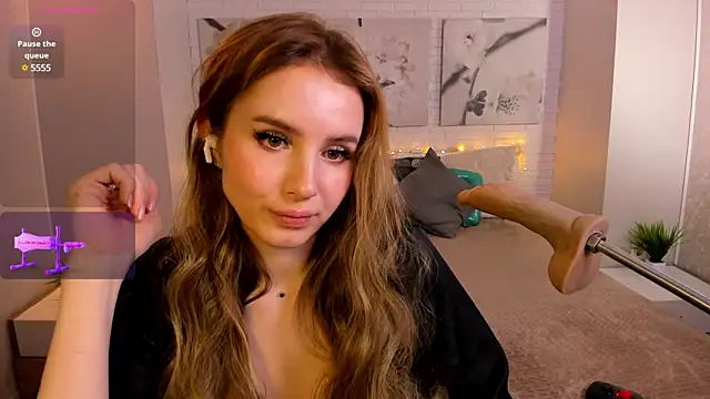 Betty June online show from 02-15-25, 09:59