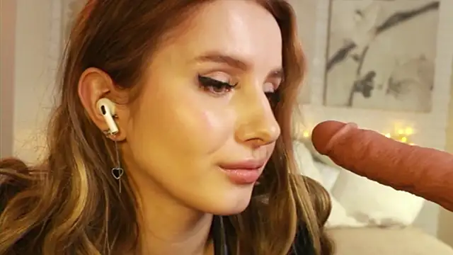 Betty June online show from 02-24-25, 12:20