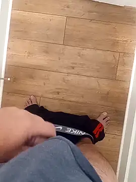 Snapshot of Mark_Dad chatting on 10-31-25, 10:05 Mark Dad online show from 10-31-25, 10:05