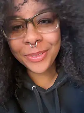 N1NT3NDH03 online show from 11-11-25, 03:01