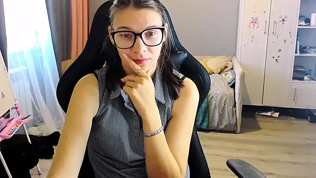 MollyLollipop online show from 09-27-25, 04:28