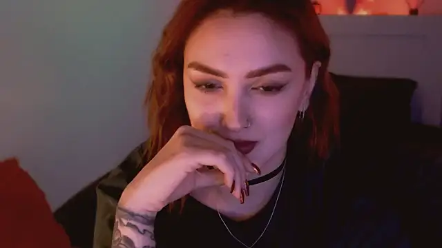 LilyFarey online show from 12-12-24, 05:37