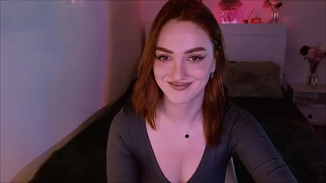 LilyFarey online show from 12-30-24, 04:51