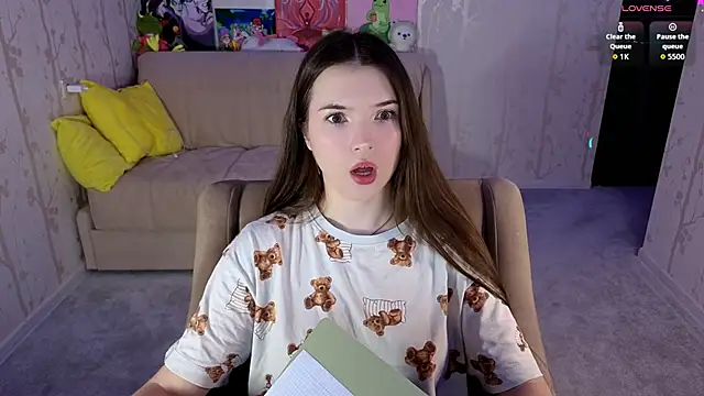 Snapshot of Eva_Davie chatting on 02-26-26, 03:11 Eva Davie online show from 02-26-26, 03:11