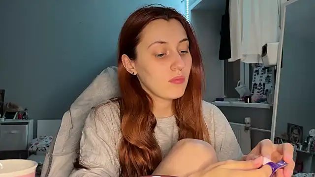 Uniarten online show from 10-07-25, 06:16