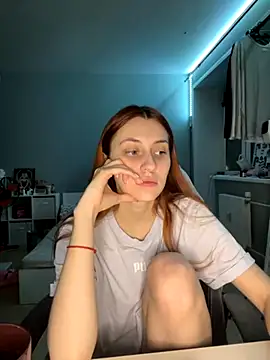 Uniarten online show from 10-21-25, 07:14