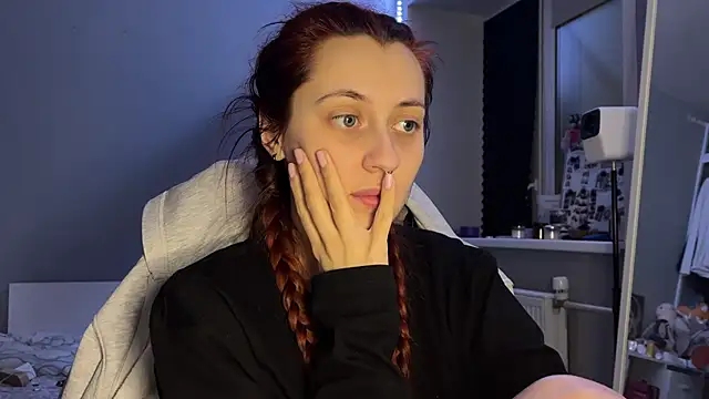 Uniarten online show from 01-10-26, 05:58