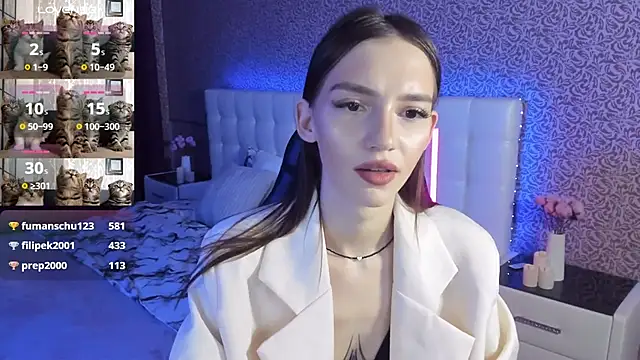 SophieCatty online show from 01-30-25, 12:27