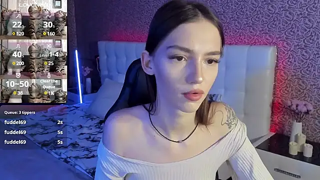 SophieCatty online show from 02-06-25, 10:04