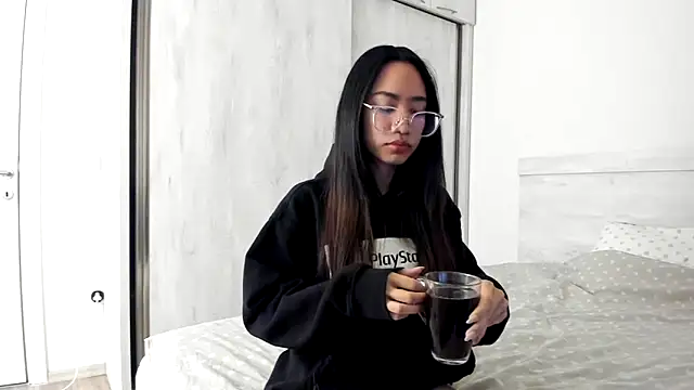 Snapshot of itsyourcassie chatting on 01-18-25, 02:47 itsyourcassie online show from 01-18-25, 02:47