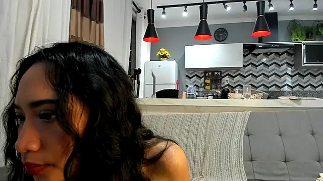 Snapshot of itsyourcassie chatting on 02-16-25, 02:42 itsyourcassie online show from 02-16-25, 02:42