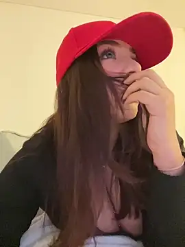 Snapshot of marcimaa chatting on 03-14-25, 11:22 marcimaa online show from 03-14-25, 11:22