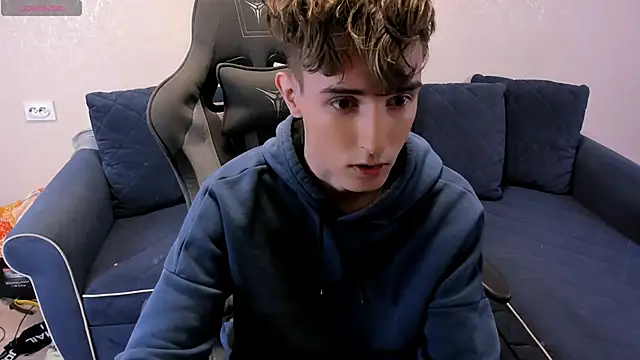 Snapshot of James_Mills chatting on 09-18-25, 09:06 James Mills online show from 09-18-25, 09:06