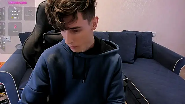 Snapshot of James_Mills chatting on 09-19-25, 08:09 James Mills online show from 09-19-25, 08:09