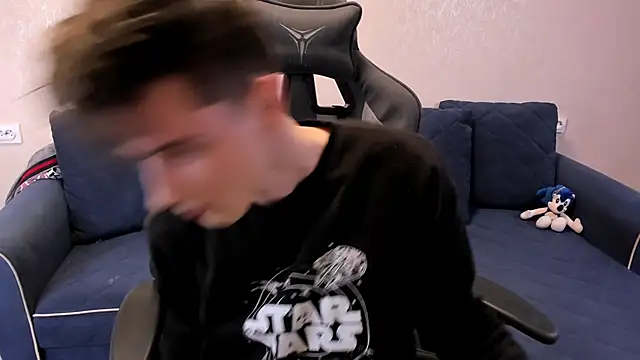 Snapshot of James_Mills chatting on 10-02-25, 07:43 James Mills online show from 10-02-25, 07:43