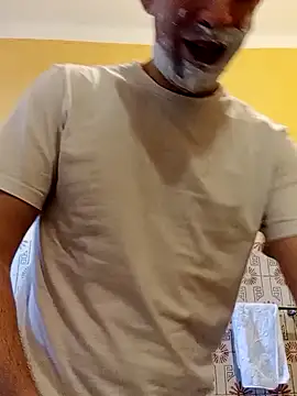 White rabbit  online show from 01-25-25, 10:40