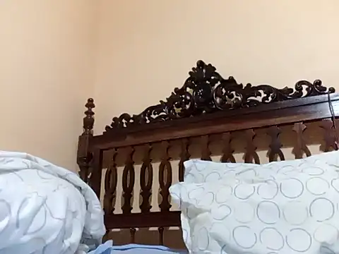 White rabbit  online show from 02-15-25, 09:15