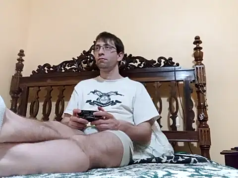 White rabbit  online show from 03-19-25, 11:03