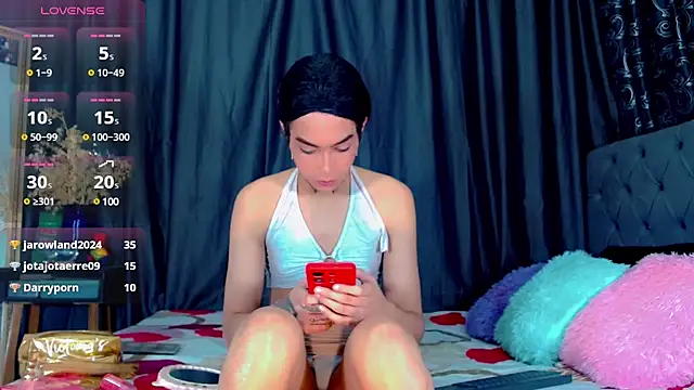 Snapshot of nickyminach_ chatting on 03-13-25, 09:37 nickyminach online show from 03-13-25, 09:37