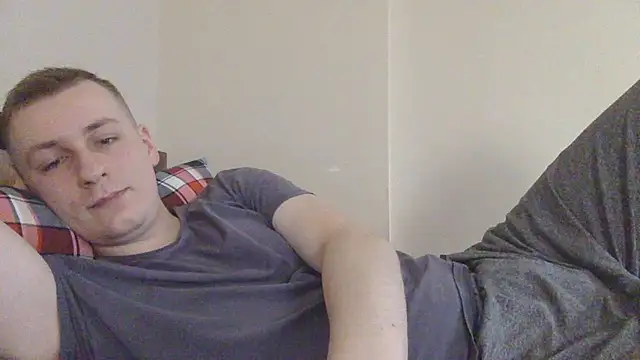 Snapshot of your_andy chatting on 10-19-25, 07:20 your andy online show from 10-19-25, 07:20