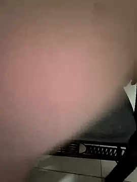 VIC22SECRET online show from 05-03-26, 01:11